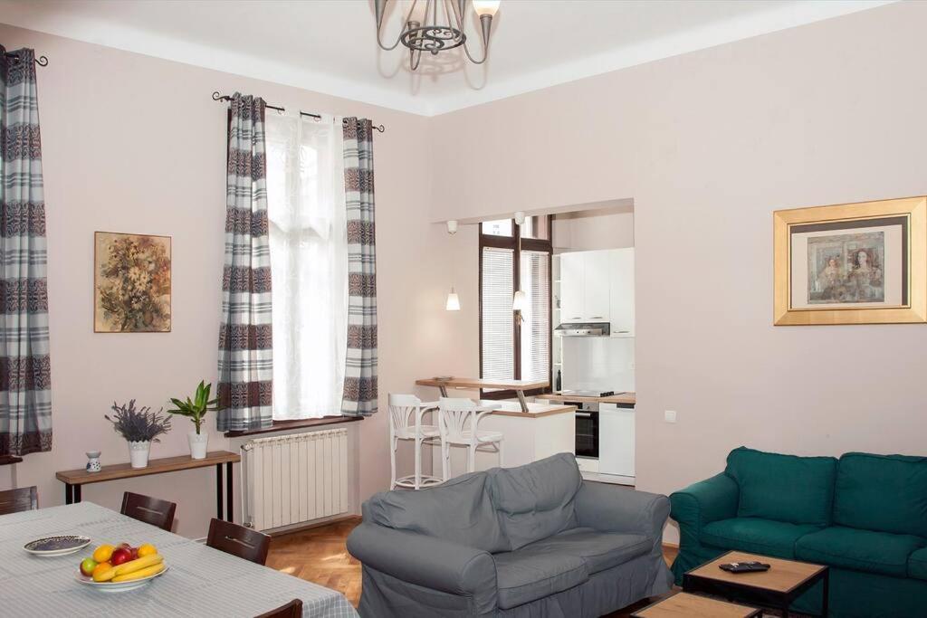 Apartment Pataky Загреб Экстерьер фото