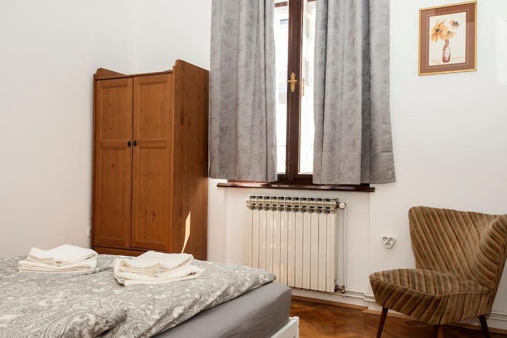 Apartment Pataky Загреб Экстерьер фото