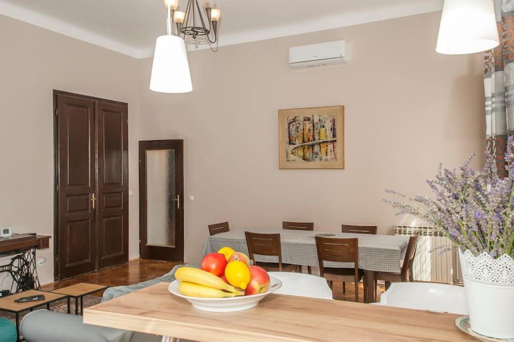 Apartment Pataky Загреб Экстерьер фото
