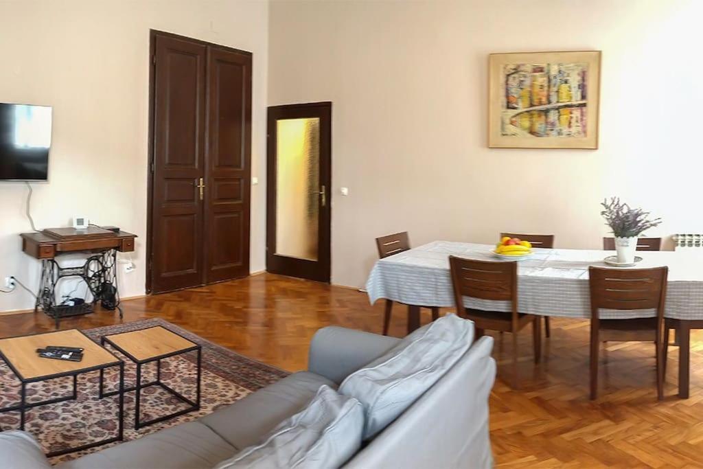 Apartment Pataky Загреб Экстерьер фото